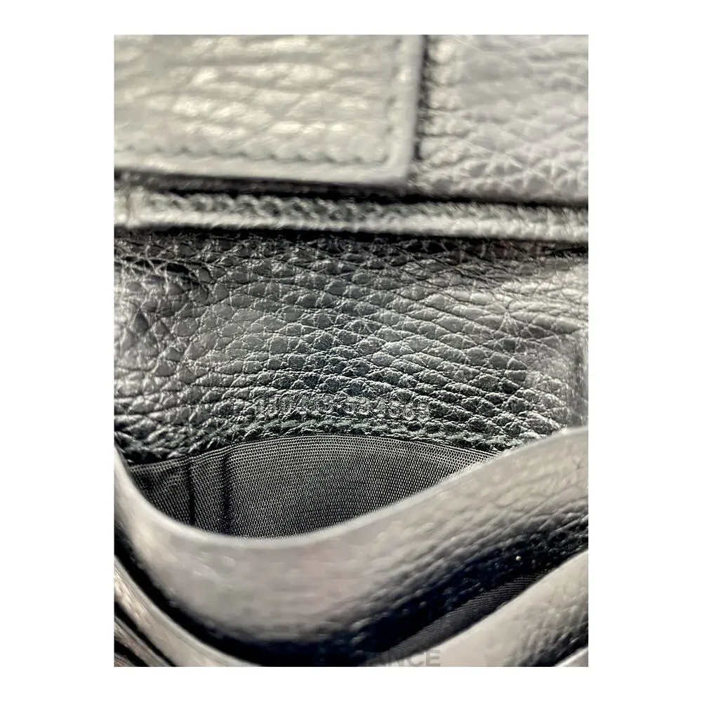 Gucci bifold wallet